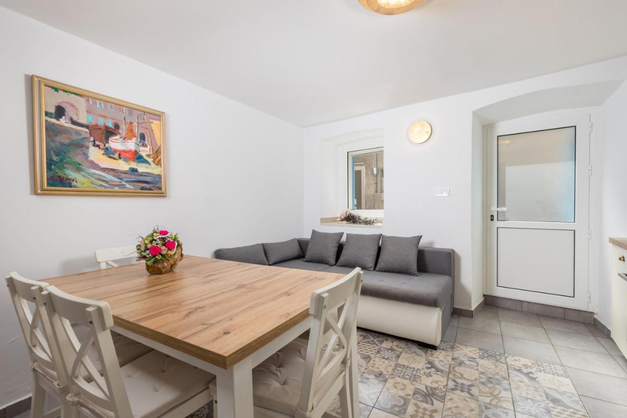 Mediterranean House Markoc New Renovated! เบลี ภายนอก รูปภาพ
